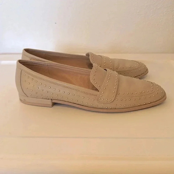 Chelsea & Violet Lisle Tan Leather Studded Loafers Shoes size 9 - Picture 4 of 10